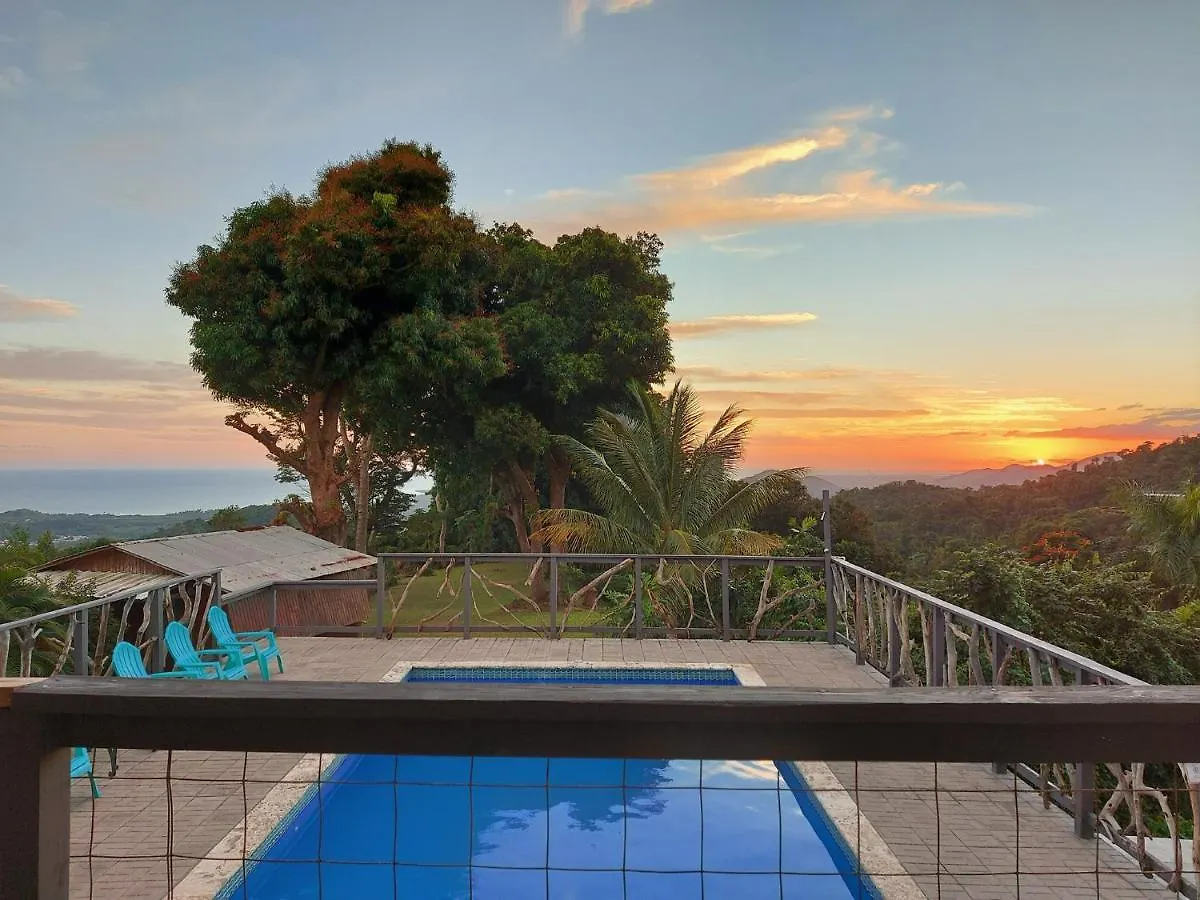El Eden Patillas Ferienhaus